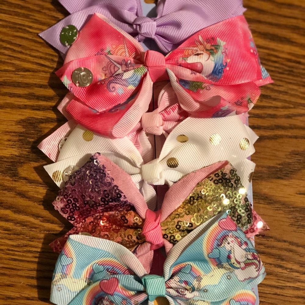 Jojo siwa bows